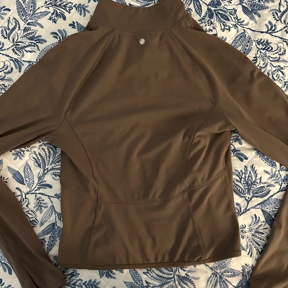 Yogalicious brown work out jacket - Picture 2 of 3
